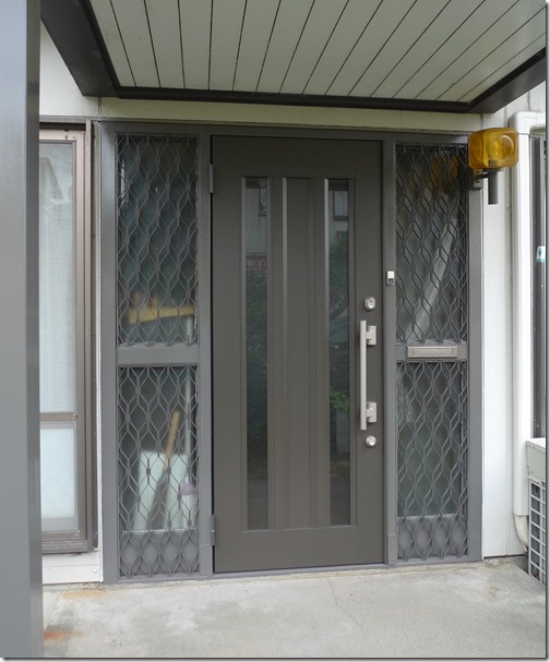 034